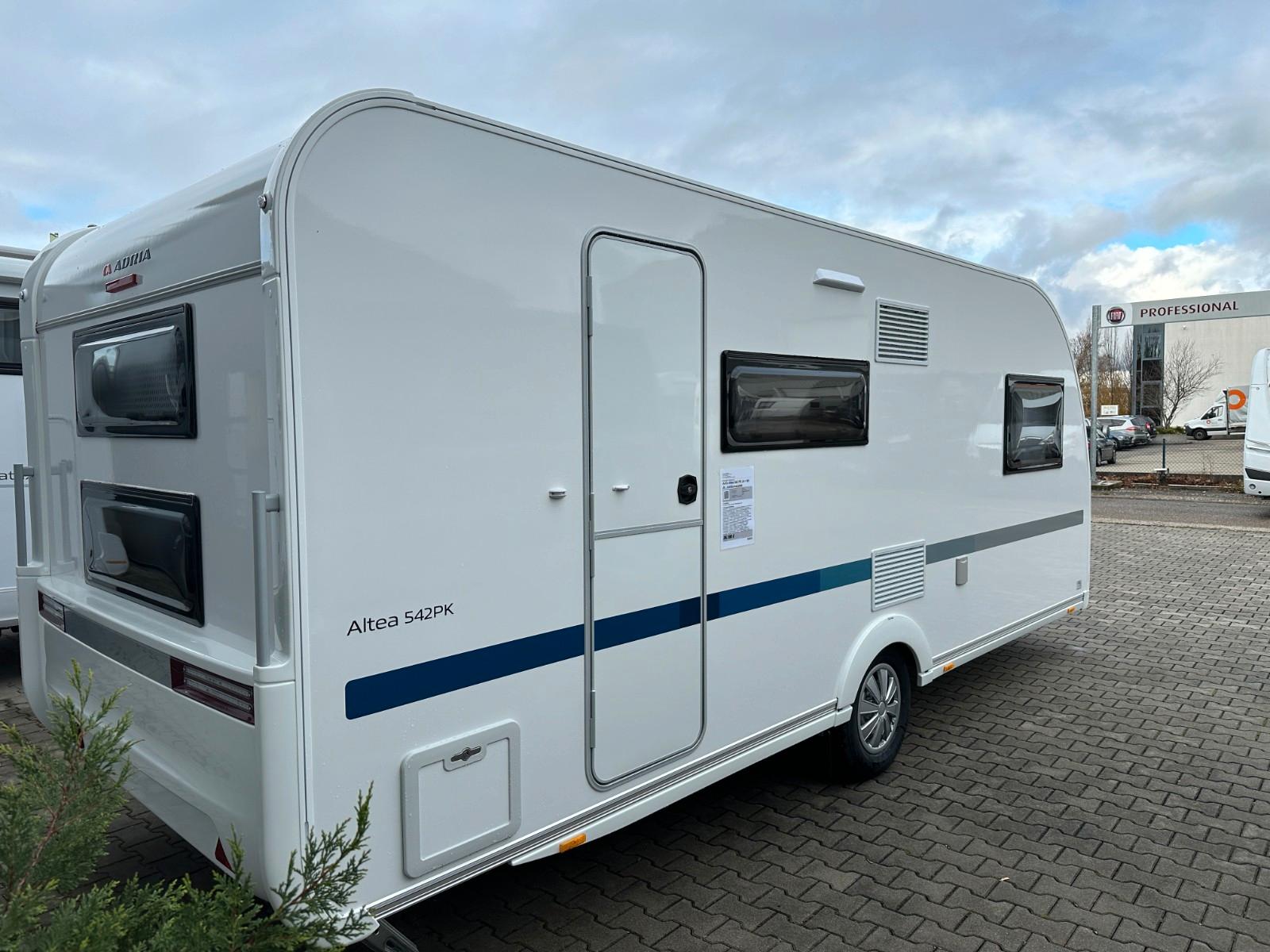 Adria Altea 542 PK  26+ 99 Jh. Jubiläumspaket