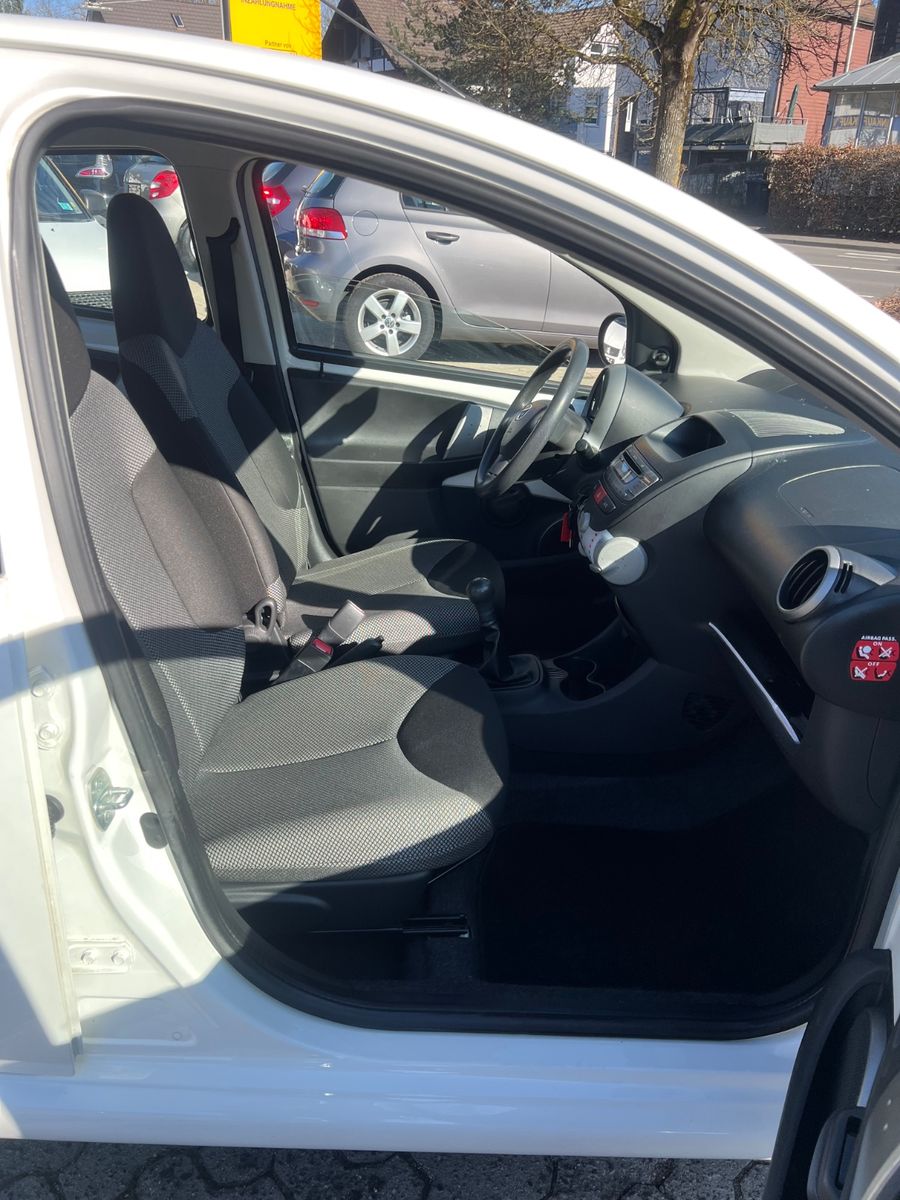 Fahrzeugabbildung Toyota Aygo AYGO Cool * 1.HAND *