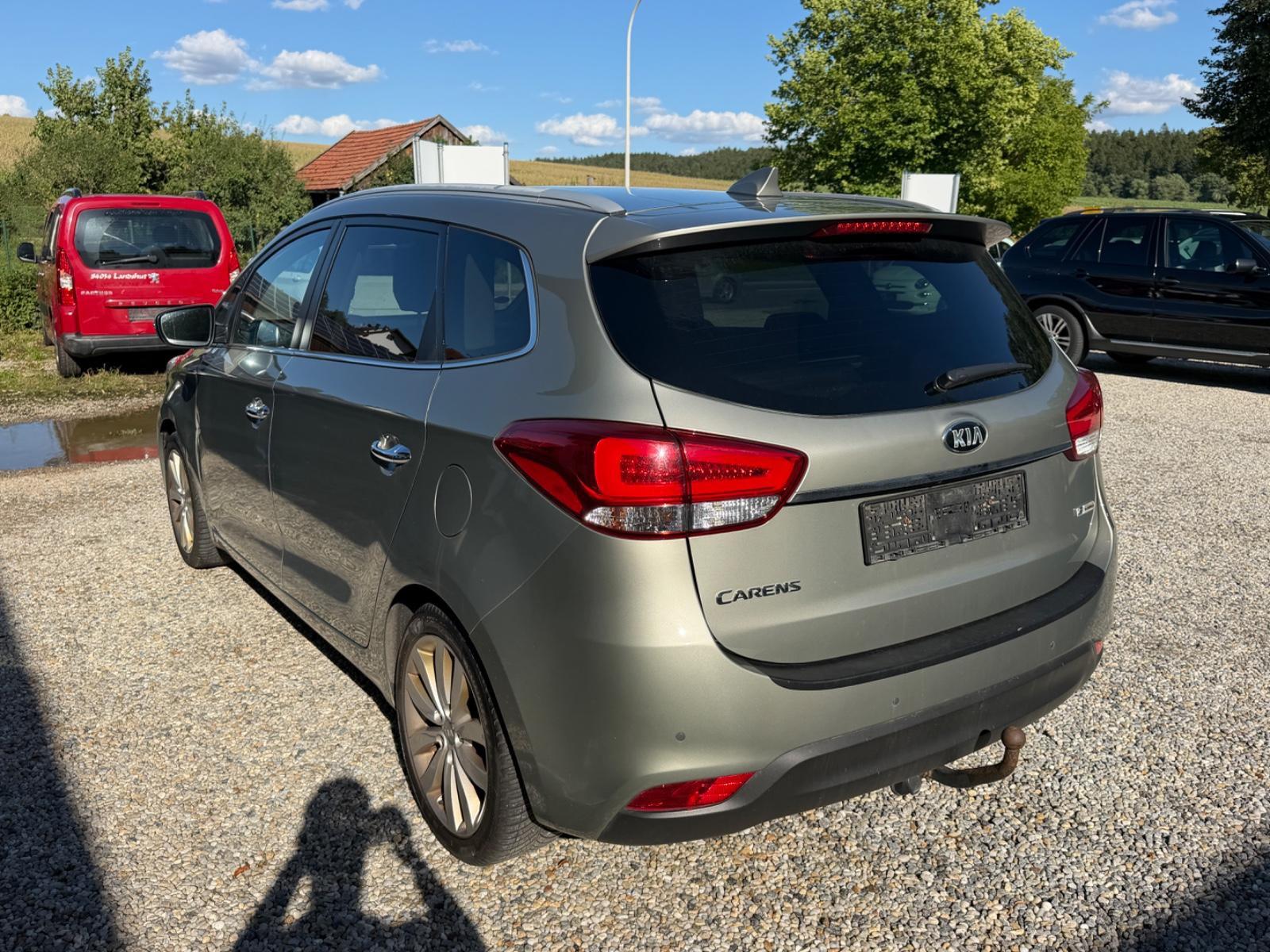 Kia Carens 2015 — photo 6