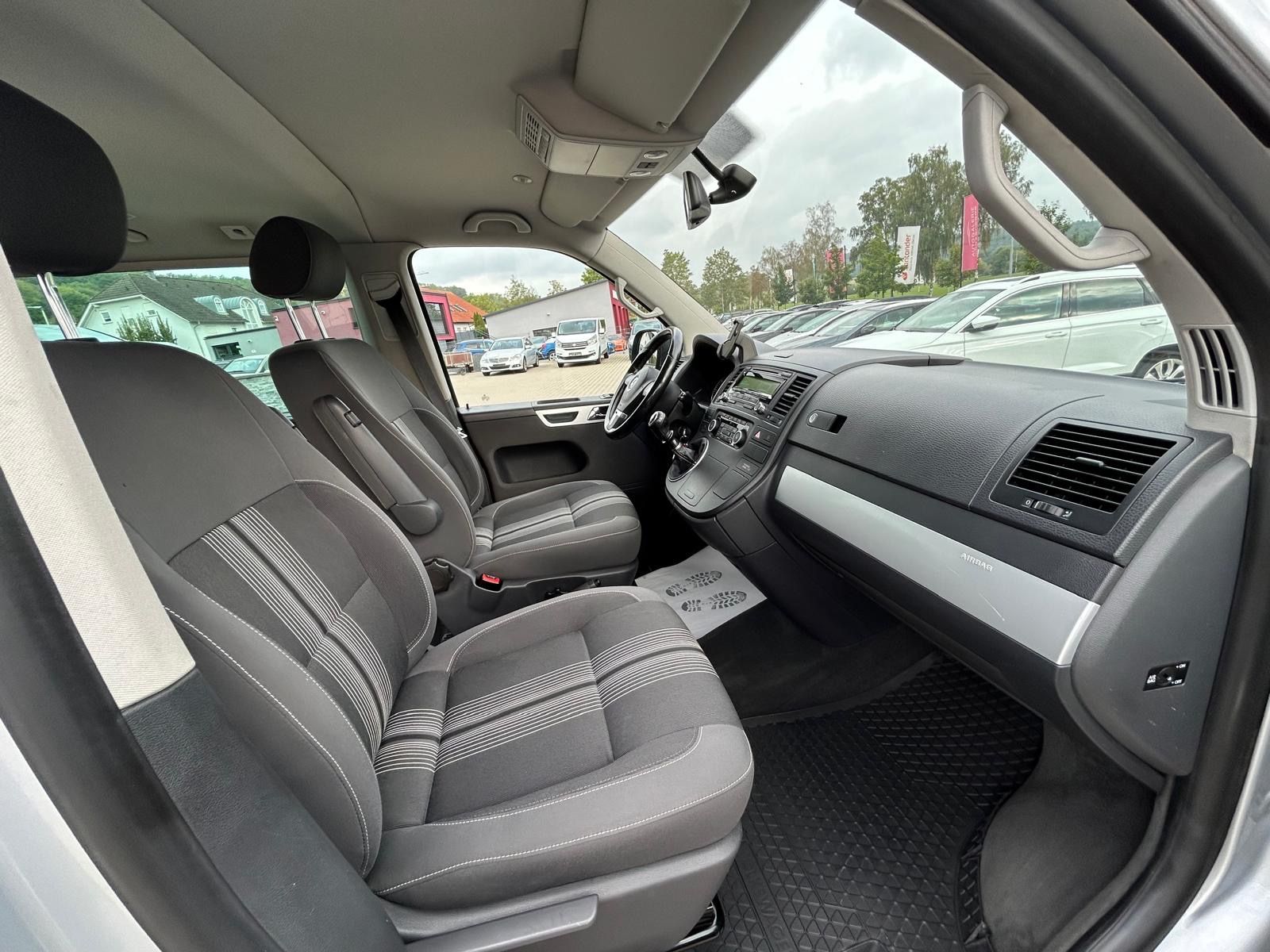 Fahrzeugabbildung Volkswagen T5 Multivan 2.0 TDI Match°Standheizung