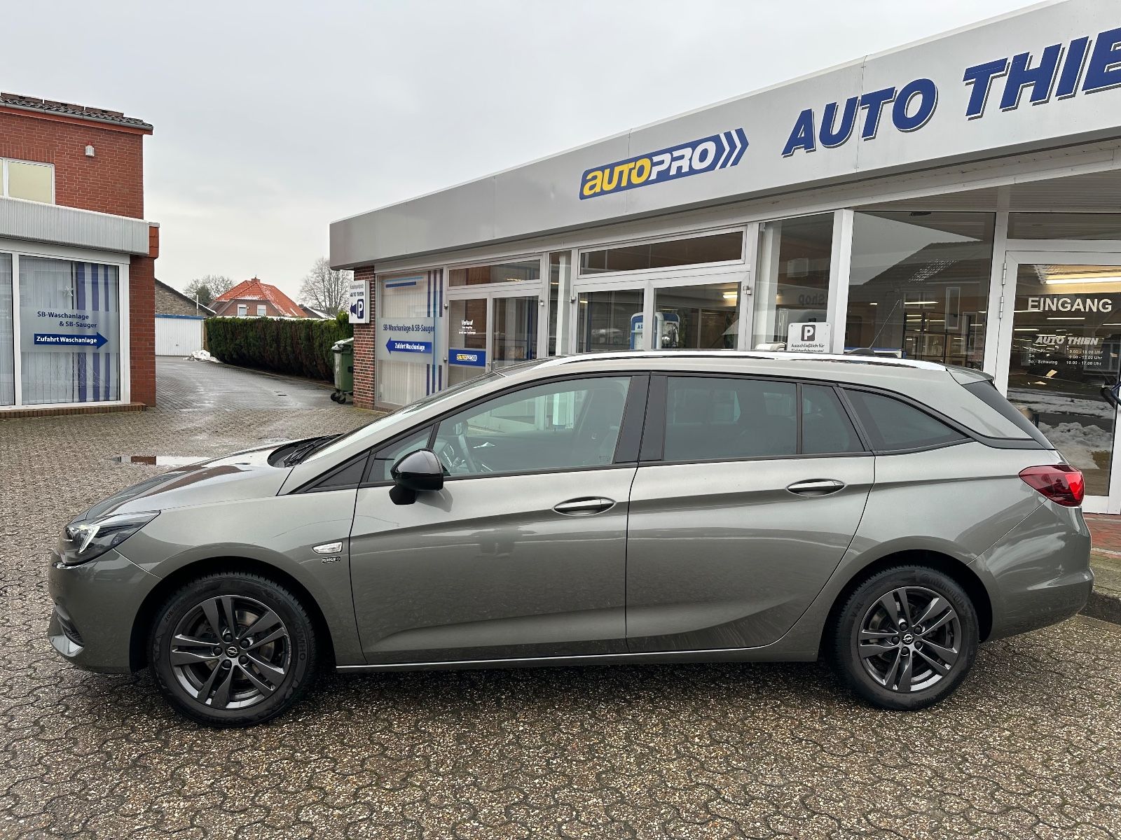 Fahrzeugabbildung Opel Astra ST 1.2 Turbo Opel 2020 LED/GRA/GJR/SHZG