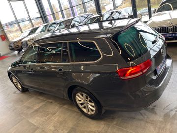 Volkswagen Passat Variant  *1.HAND*NAVI*APS*AHK*LED*SMARTL*