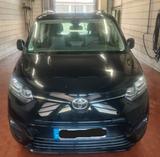 Toyota Proace City 1,2-l-Turbo 81kW L1 Team Deutsch... - schwarze Toyota PROACE CITY