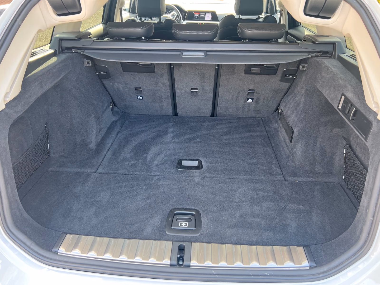 BMW 330 i xDrive Touring Luxury Line Pano