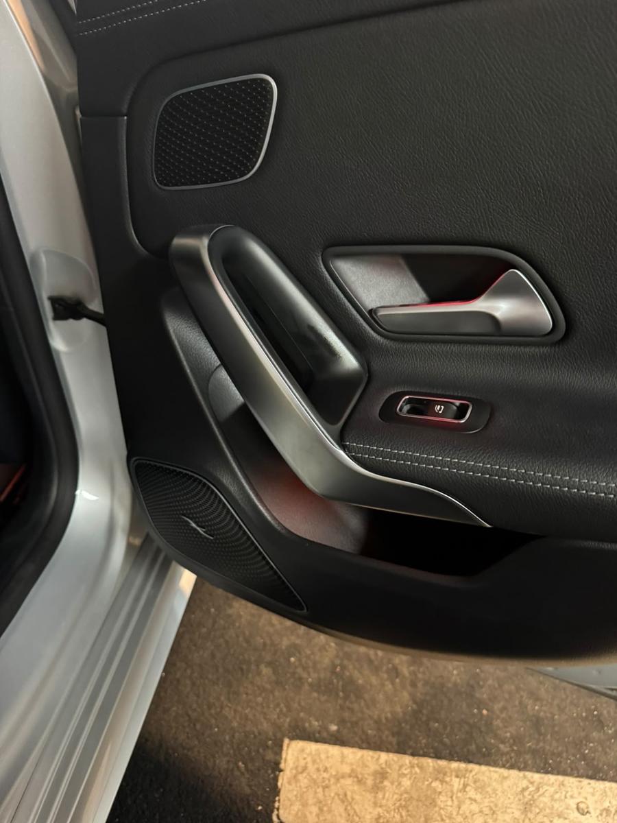 Mercedes-Benz A 250 4MATIC*AMG*Volle Ausst.* Optik45AMG*1.Hd.