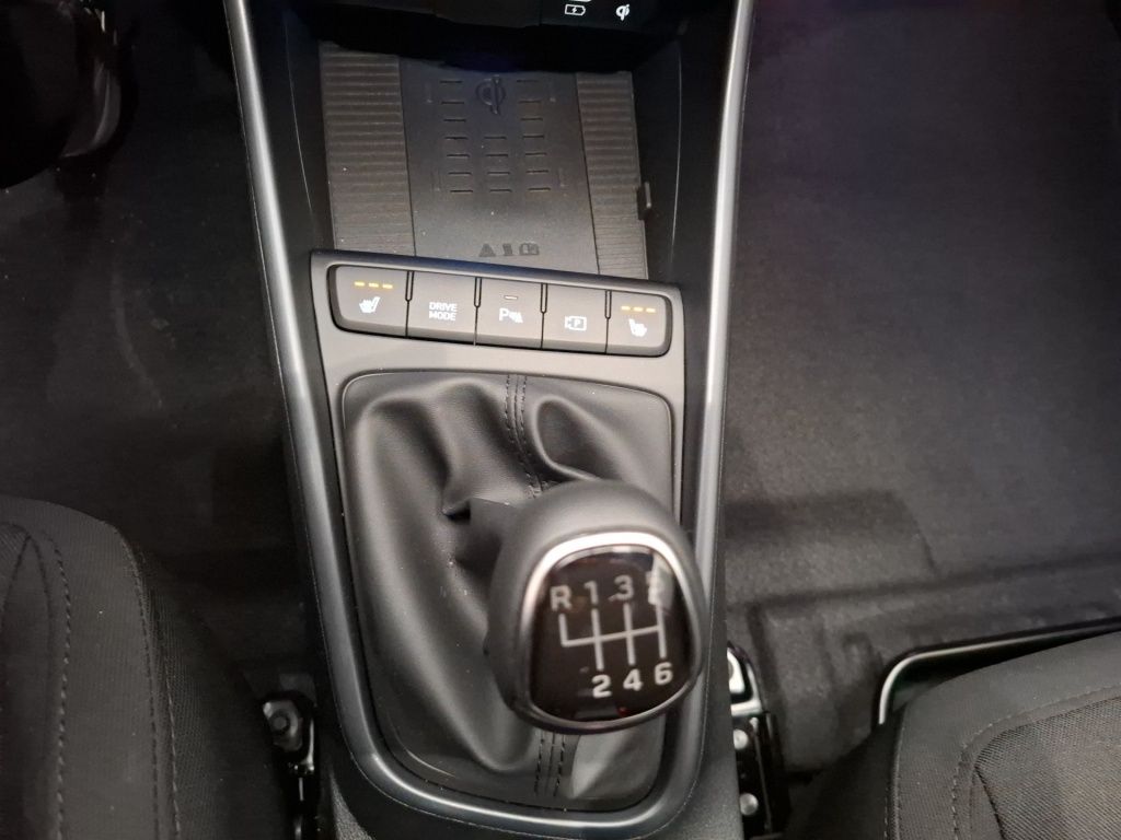 Fahrzeugabbildung Hyundai i20 1.0 T-GDI 6-MT Prime 4xSHZ Akustikglas Kam.