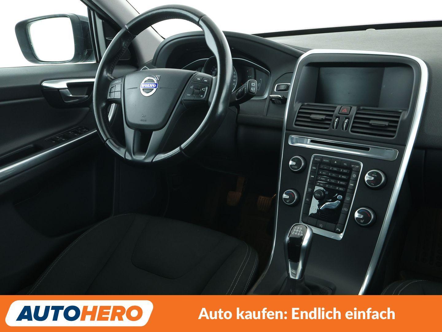 Volvo XC60 2.0 D3 Kinetic 2WD*NAVI*XENON*TEMPO*PDC*SHZ