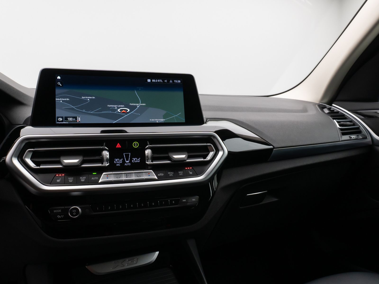 Fahrzeugabbildung BMW X3 xD20d Kamera DAB Leder AHK LED Sport 18Zoll