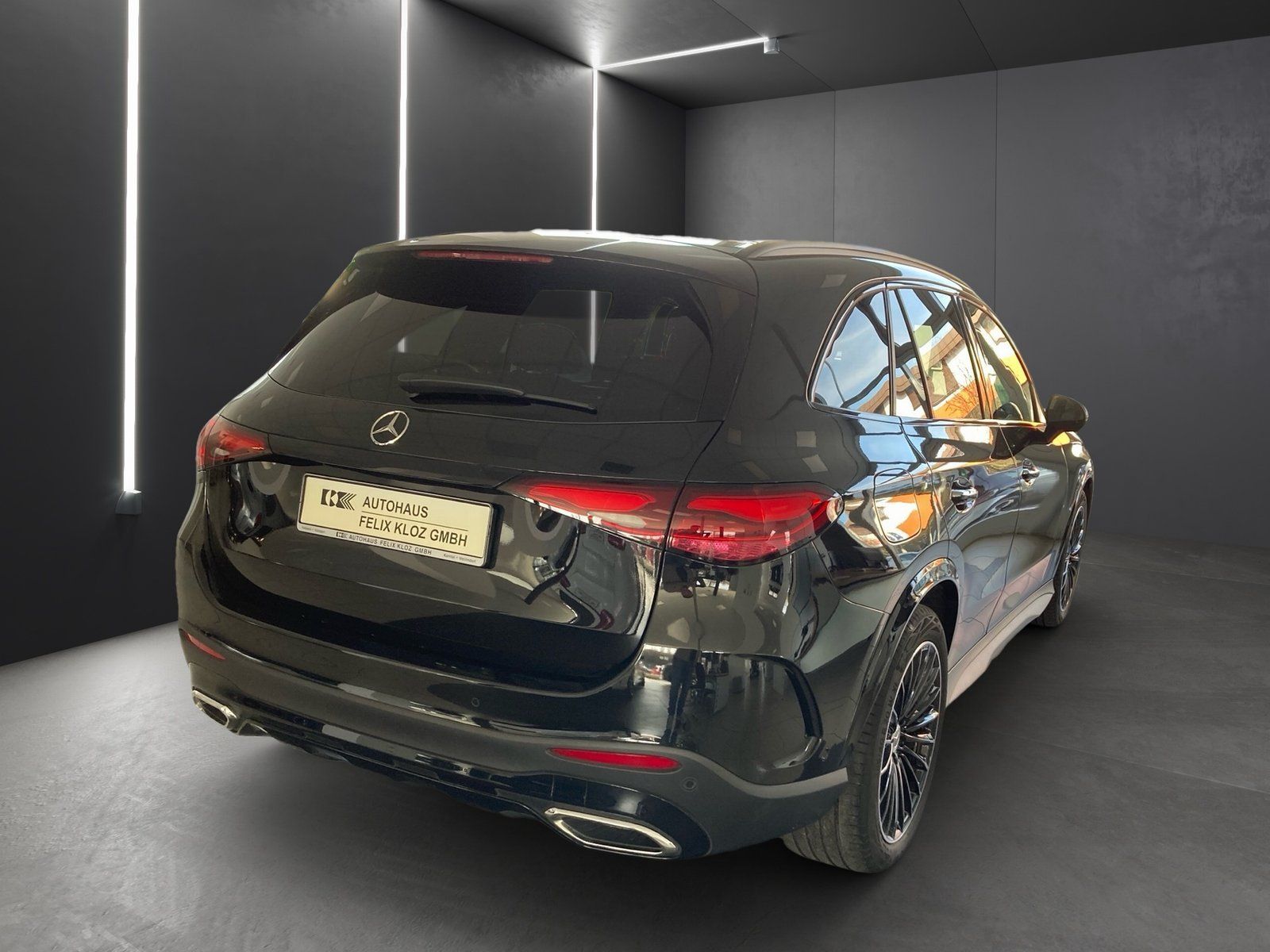 Fahrzeugabbildung Mercedes-Benz GLC 300 d 4M AMG Plus*AHK*20"*Pano*Night*Distro*