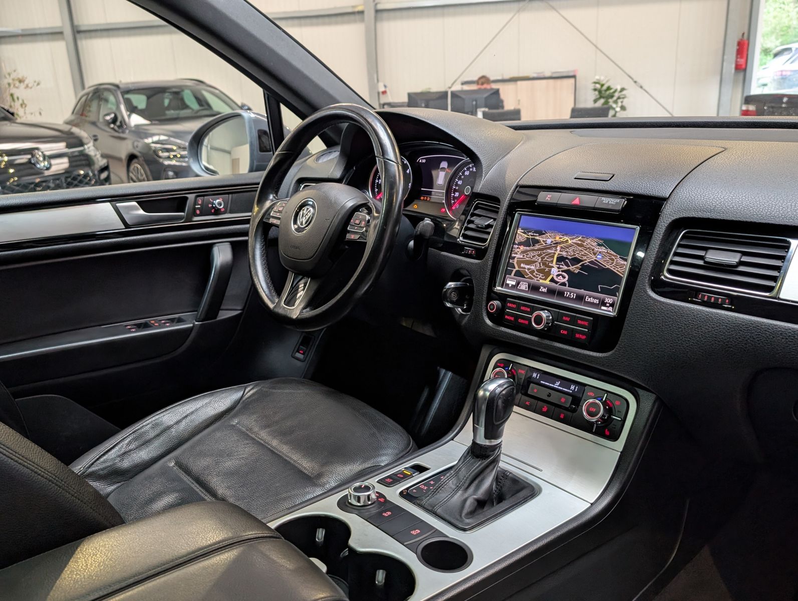Fahrzeugabbildung Volkswagen Touareg 3.0 TDI BMT StandHzg. Cam Pano ACC AHK