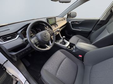 Toyota RAV 4 - 9