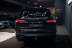 AUDI Q7 55 TFSI PANO*AHK*MATRIX*360*NAVI*ASSIST* AUDI Q7 55 TFSI PANO*AHK*MATRIX*360*NAVI*ASSIST*