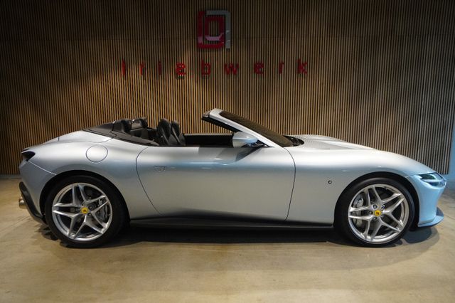FERRARI Roma