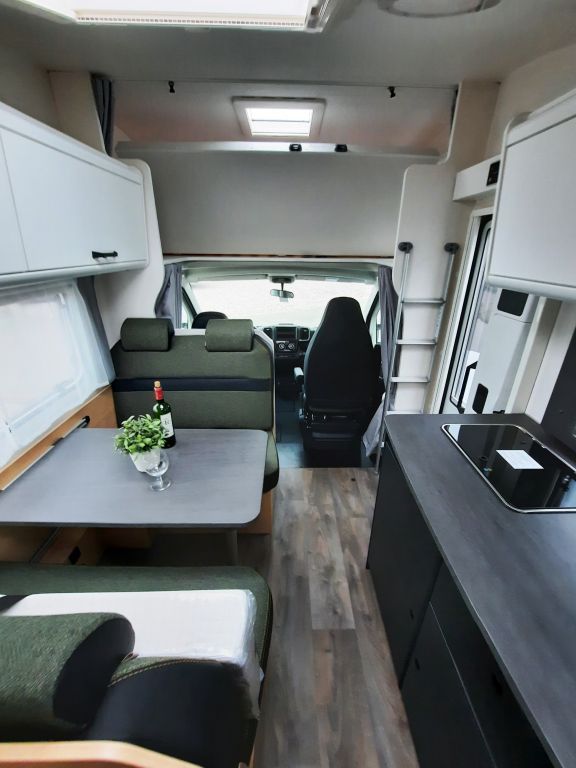 Fahrzeugabbildung Sunlight A 68 Verfüg./MJ 25 / 7.528 € sparen
