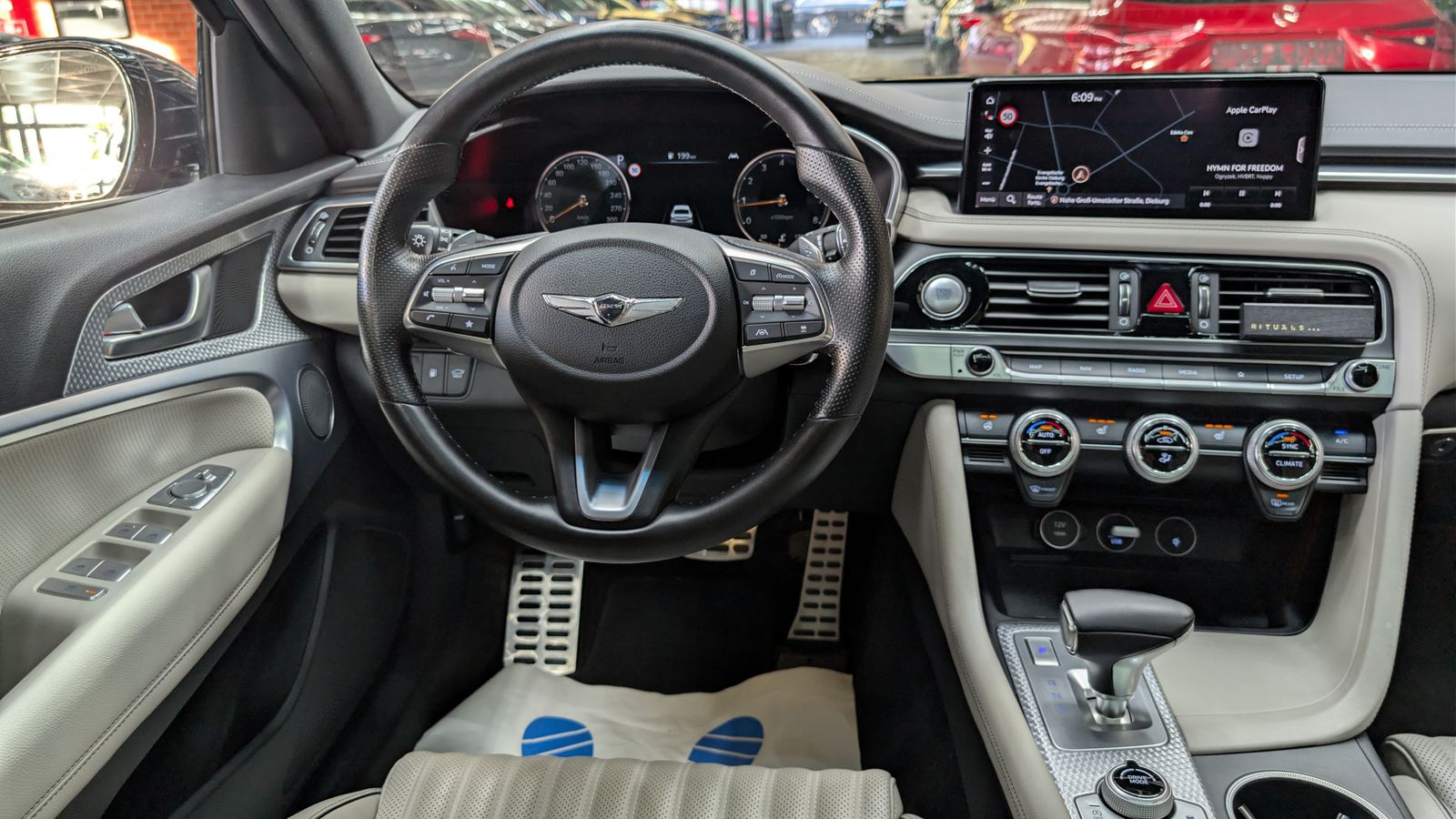 Fahrzeugabbildung Genesis G70 2.0T 4WD Sport PANO*HuD*360°*ACC*SOUND*LEDER