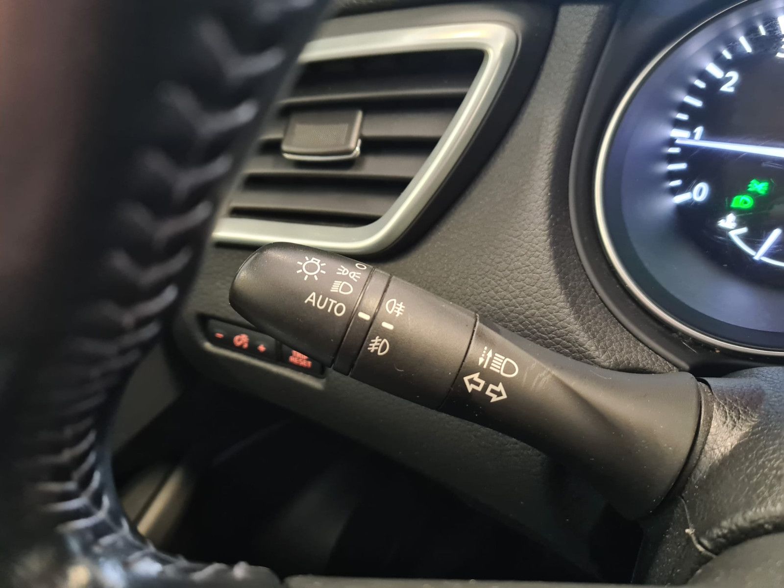 Fahrzeugabbildung Nissan Qashqai Acenta / KAMERA / SCHECKHEFT