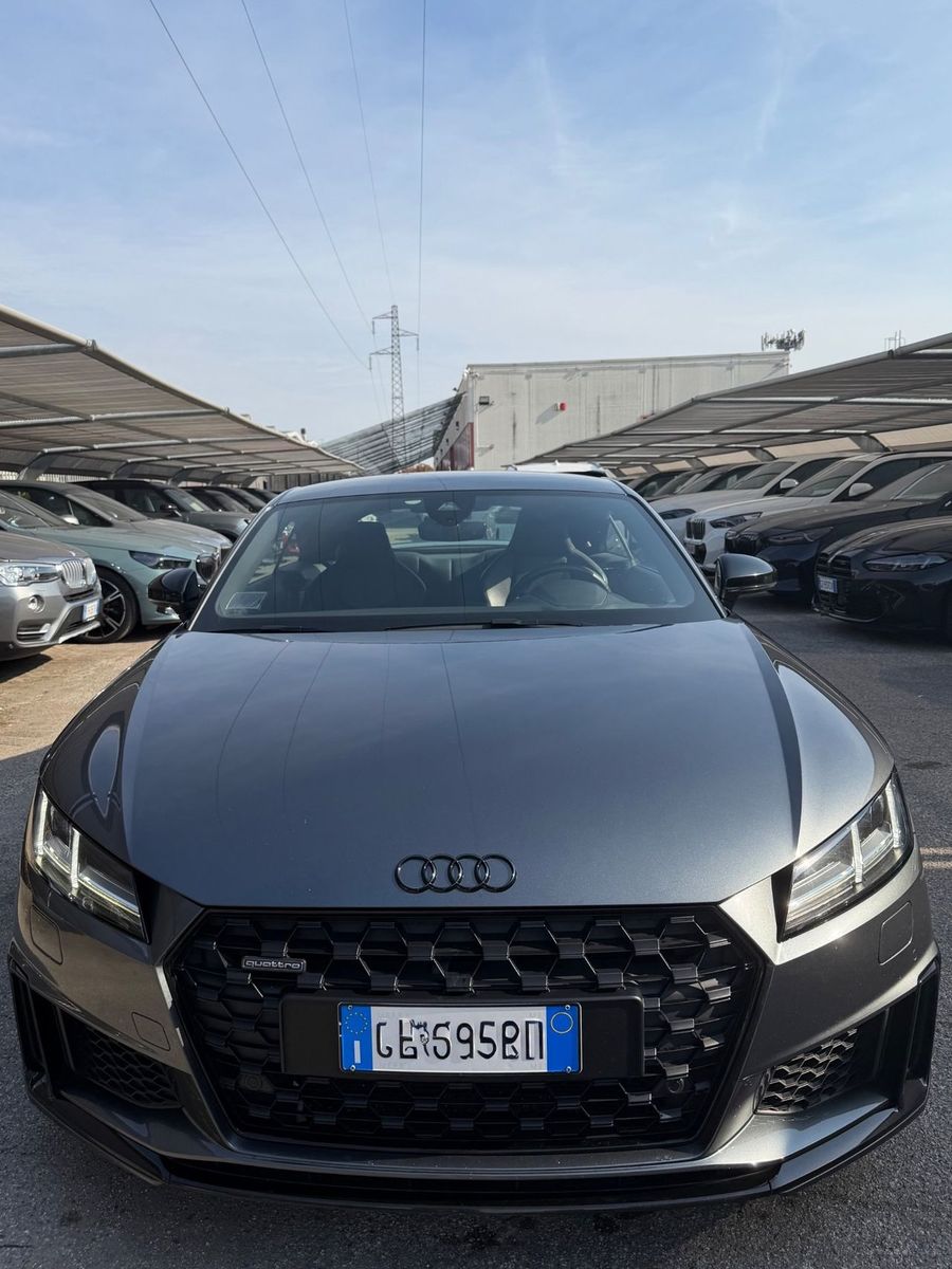 Audi TT Coupé 45 TFSI quattro S tronic (245Cv)