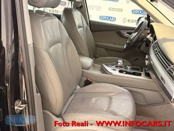 Audi Q7 - 6