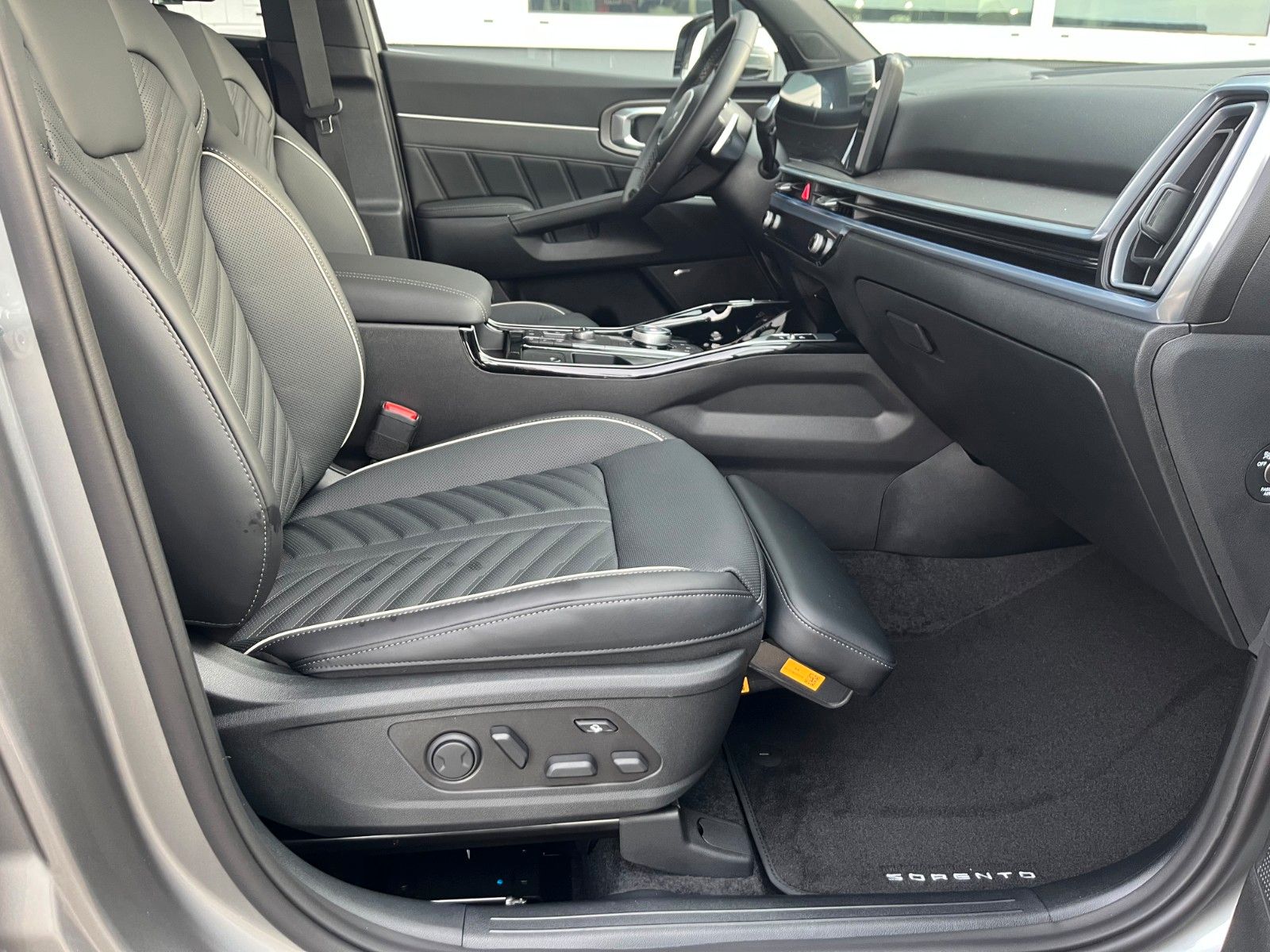 Fahrzeugabbildung Kia Sorento 2.2 CRDi AWD Platinum Premium Paket AHK