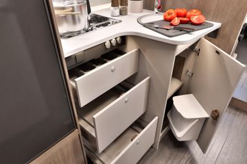 Carado T448 PRO+ MJ26*5.Sitzplatz*Safety&DigitalPaket*