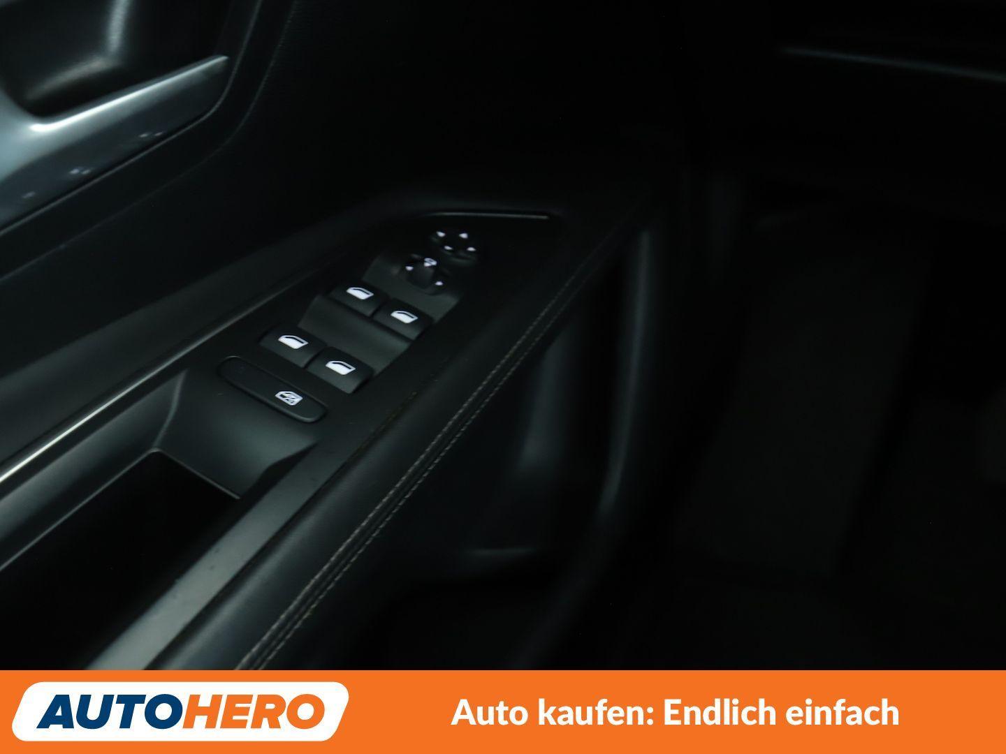 Peugeot 3008 1.5 Blue-HDi Allure*NAVI*PDC*KLIMA*TEMPO*
