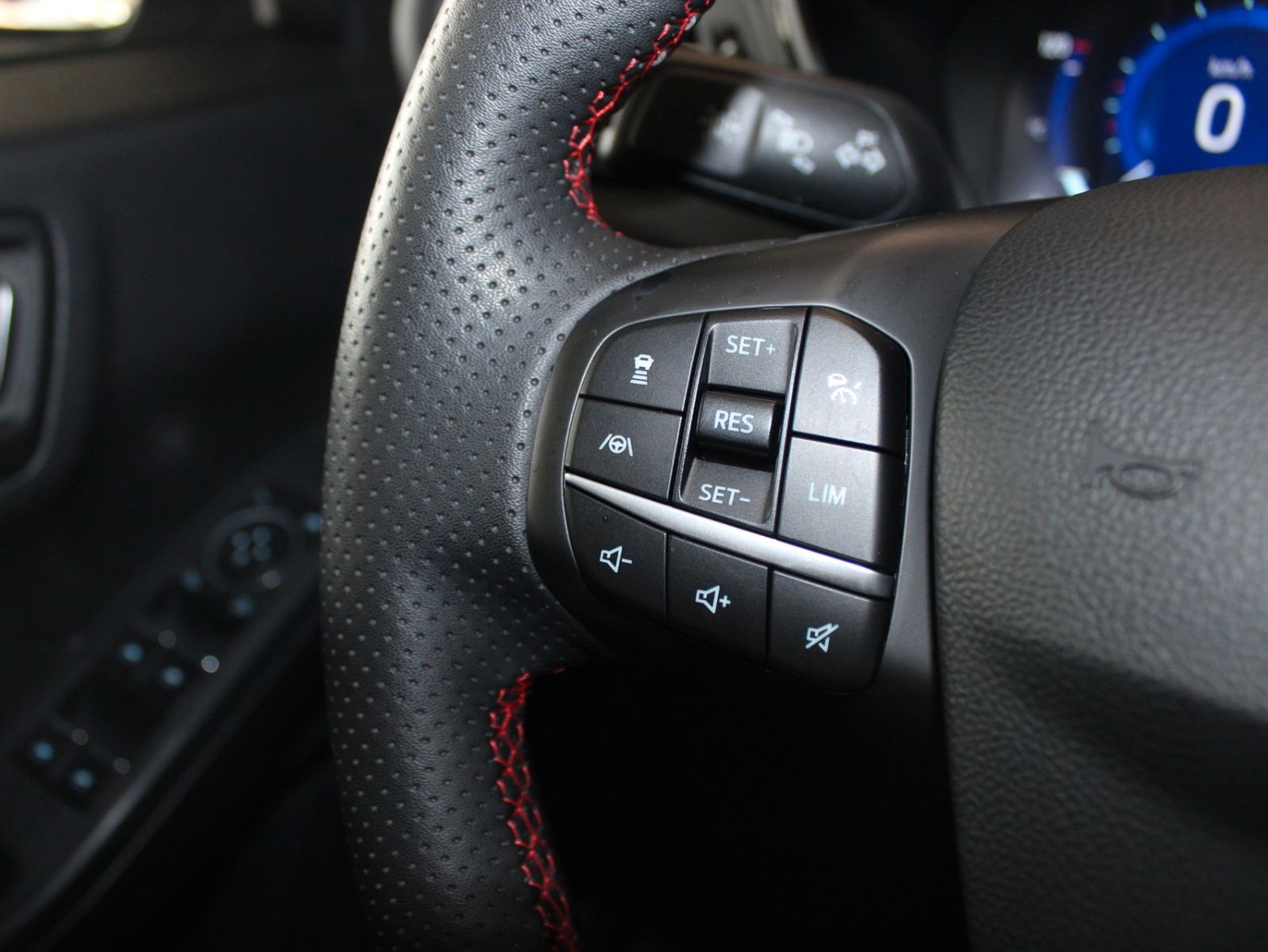 Fahrzeugabbildung Ford Kuga 2.5 PHEV ST-Line X Aut. ACC HUD Cam Panod.