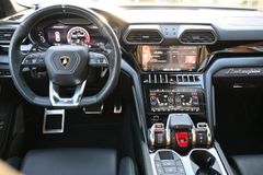 Fahrzeugabbildung Lamborghini Urus LP650 *PANO*B&O*HeUp*23*Miete*Mietkauf*