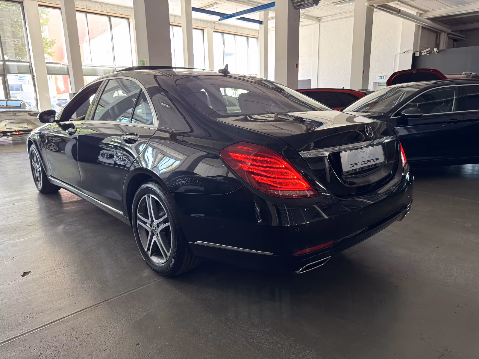 Mercedes-Benz S 500 4MATIC LANG PANORAMA BURMESTER 4XSITZKLIMA