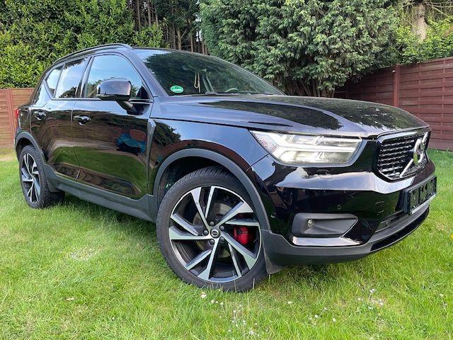 Volvo XC 40 XC40 R Design AWD AHK Panorama Leder LED