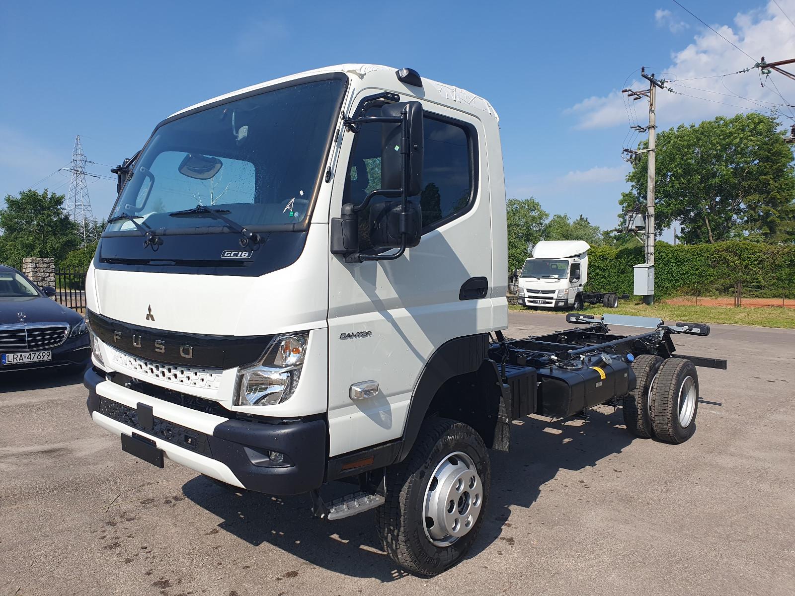 FUSO Canter 6C18 4WD 3850 mm Radstand