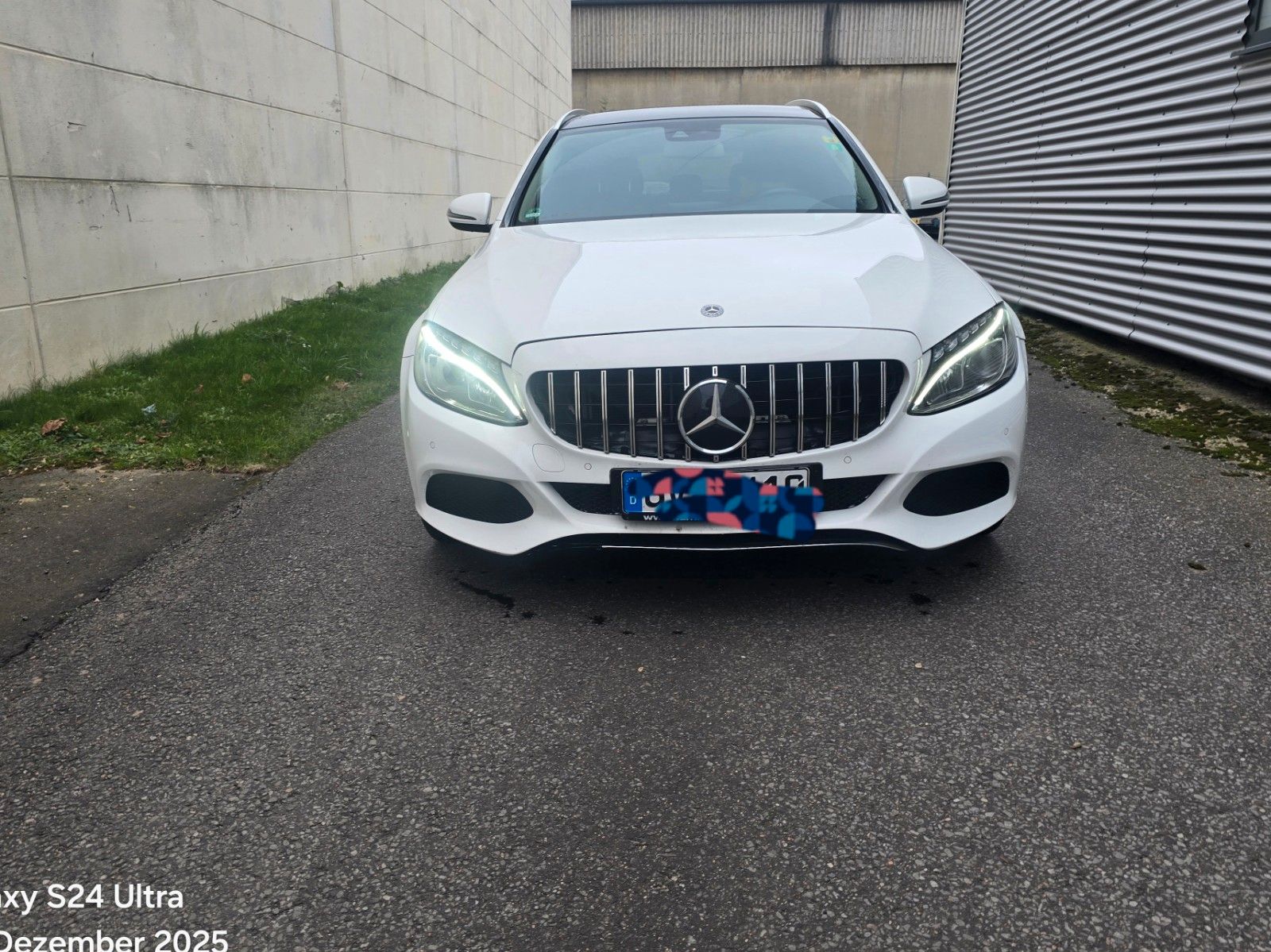 MERCEDES-BENZ C 220