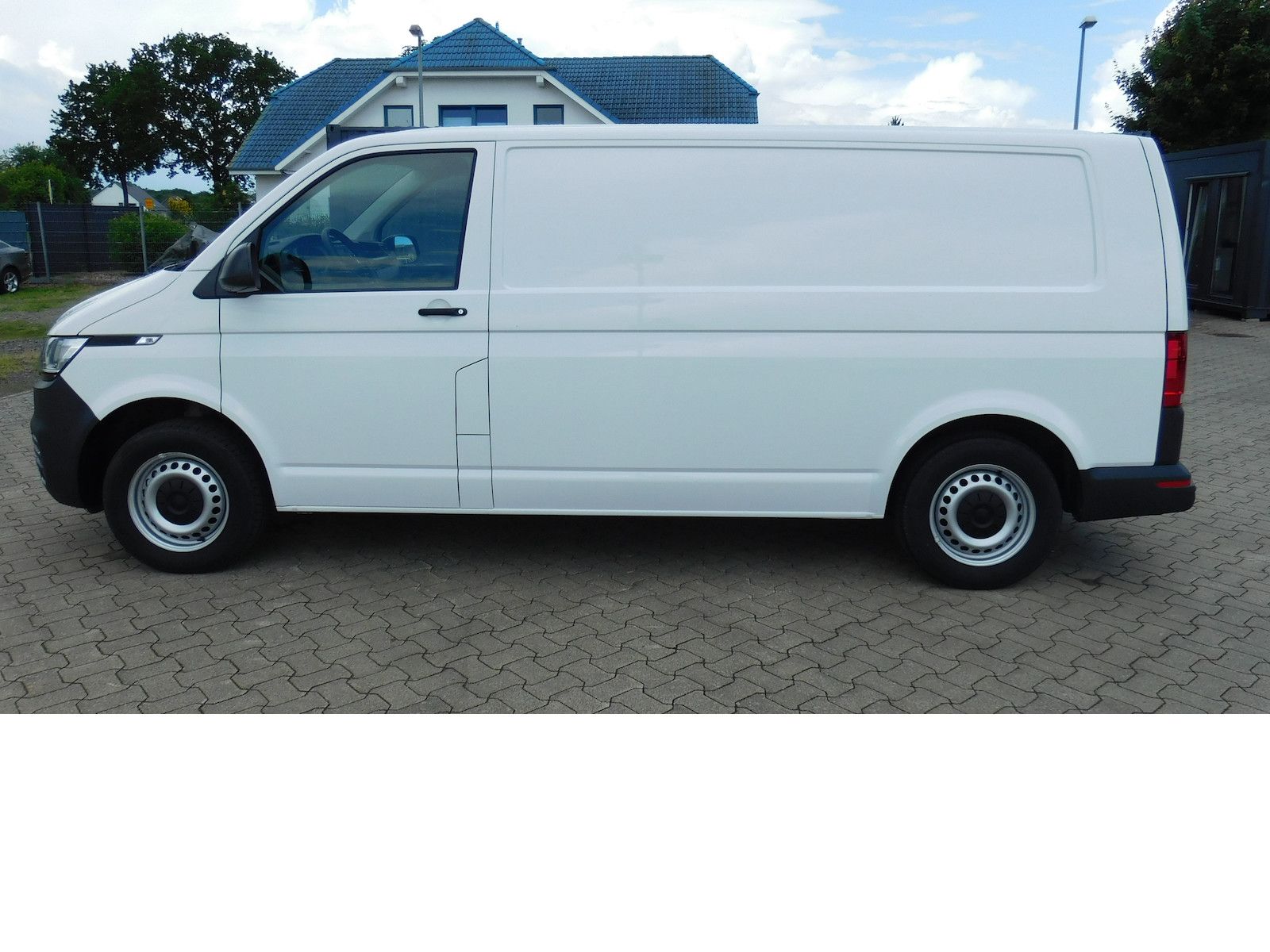 Volkswagen T6.1 Transporter 1 Abt e- Lang 4-Gang Automatic