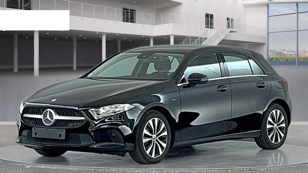 Mercedes-Benz A 250 e Style+Leder+Navi+LED+MBUX+DAB