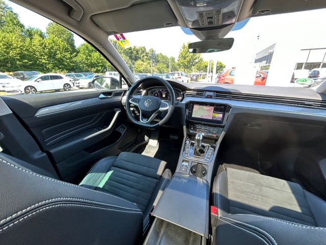 Passat Variant 1.4TSIe DSG GTE Pano*Sthzg*Assist