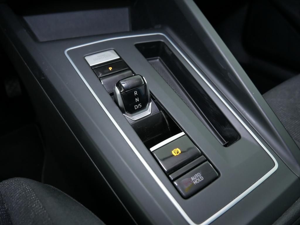 Volkswagen Golf - Bild 9