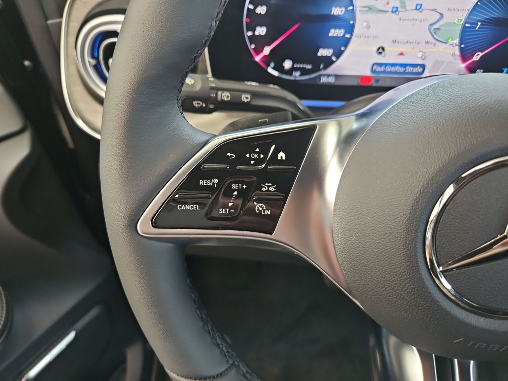 Fahrzeugabbildung Mercedes-Benz V 300 d 4MATIC AVANTGARDE Lang 360 ACC AHK AUT
