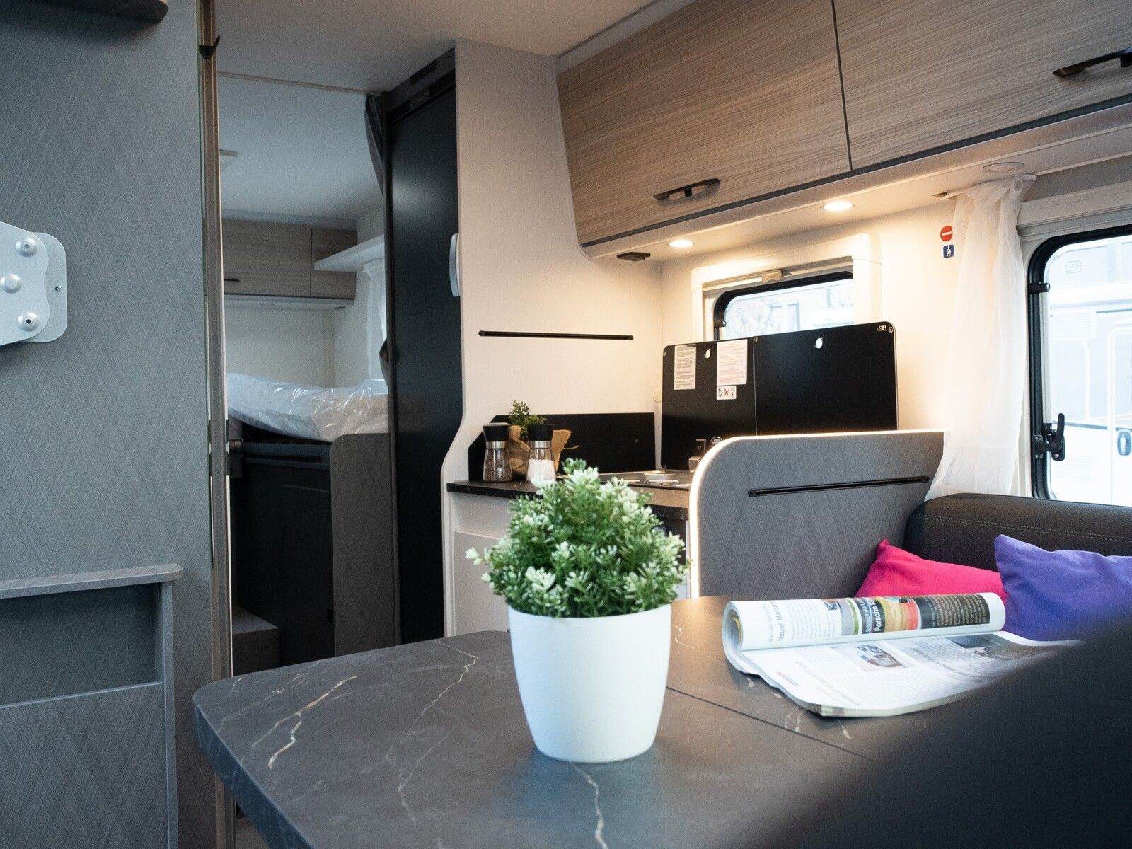 Fahrzeugabbildung Etrusco V Ford 6.8 SCF Complete Selection! Dieselheizung