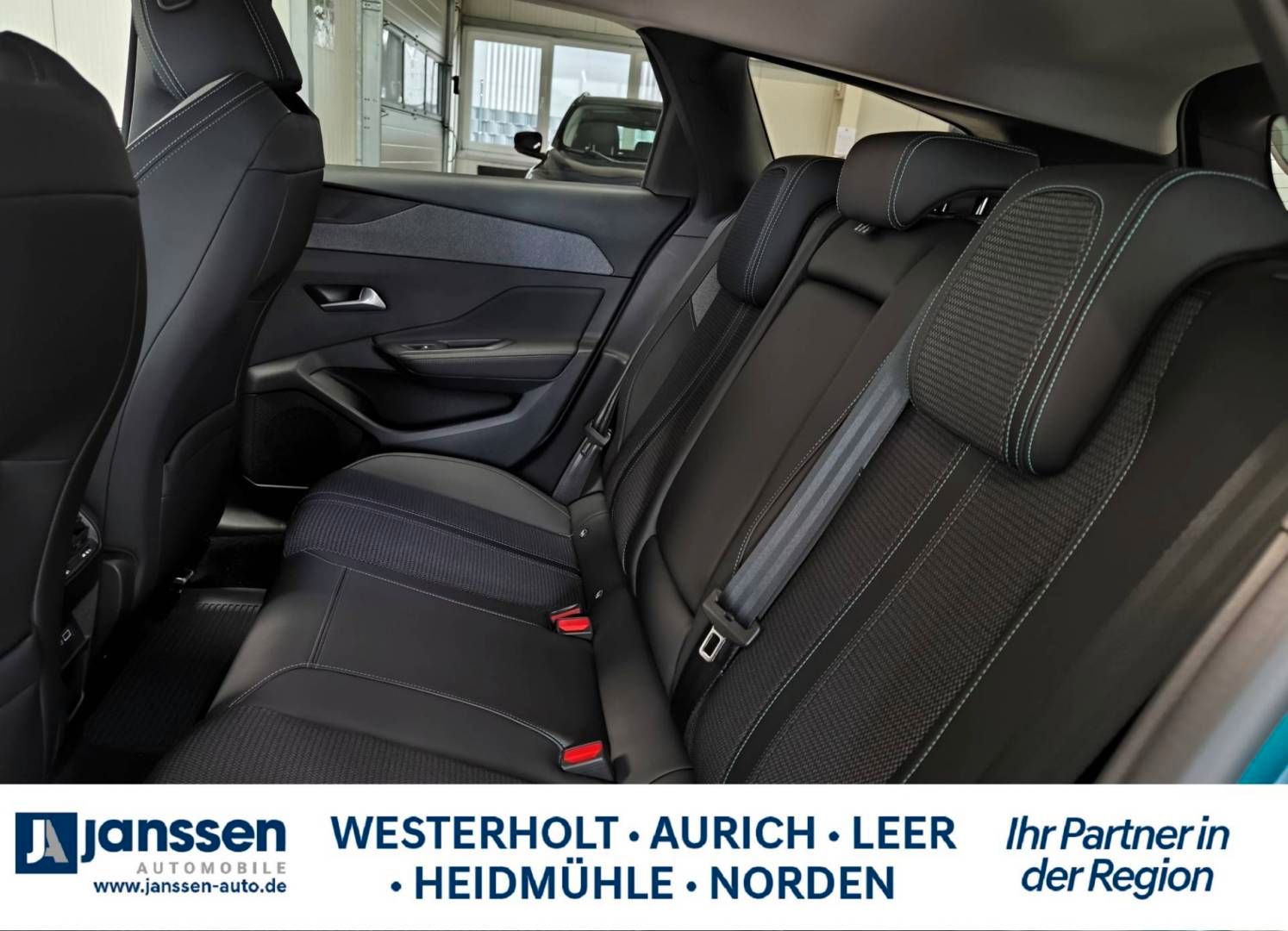 Fahrzeugabbildung Peugeot 308 SW PureTech 130 EAT8 Allure