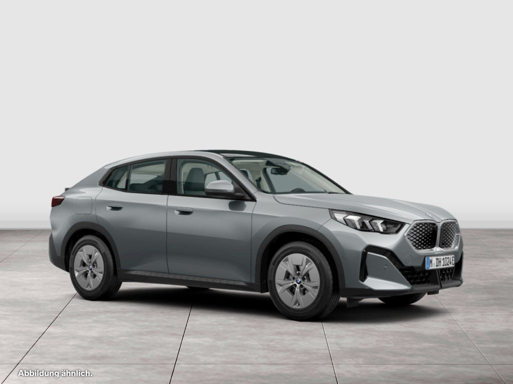 BMW iX2 - Bild 9