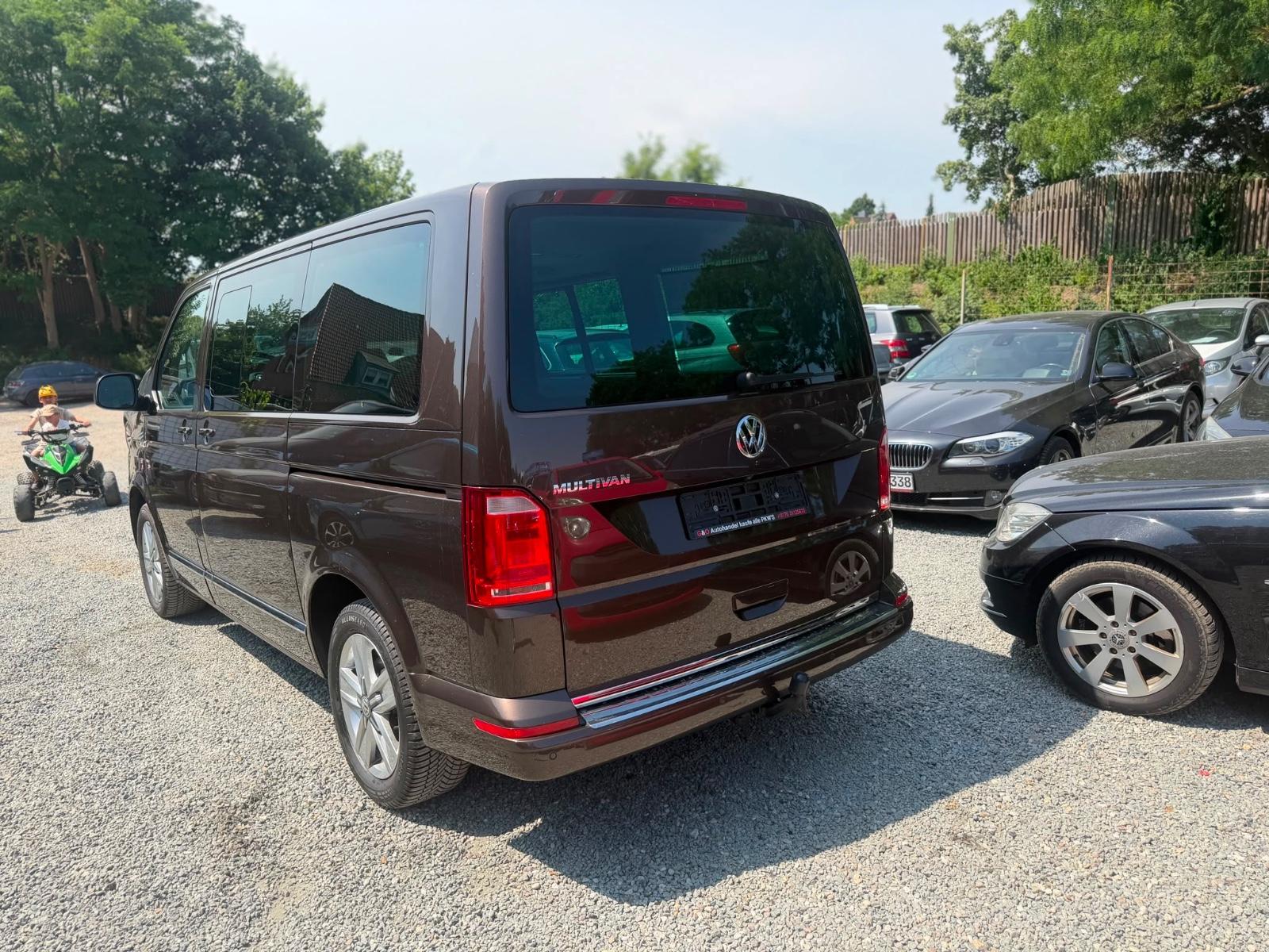 Volkswagen T6Transporter Bus Multivan Comfortline*Automatik