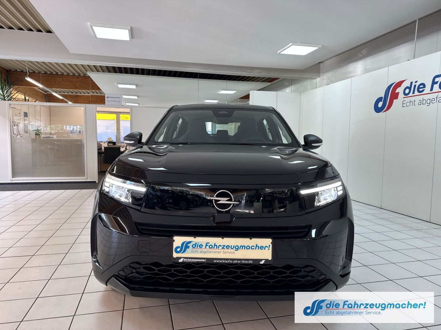 Fahrzeugabbildung Opel Frontera Electric Edition 83 kW Digitales Cockpi