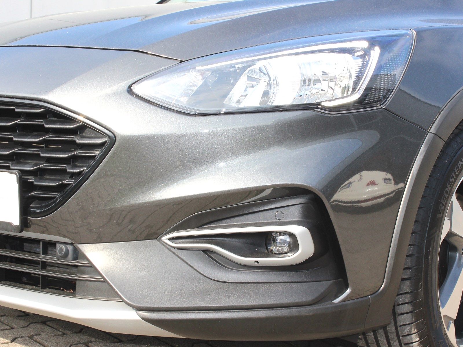 Fahrzeugabbildung Ford Focus Active 1,0 EcoBoost Start/Stopp