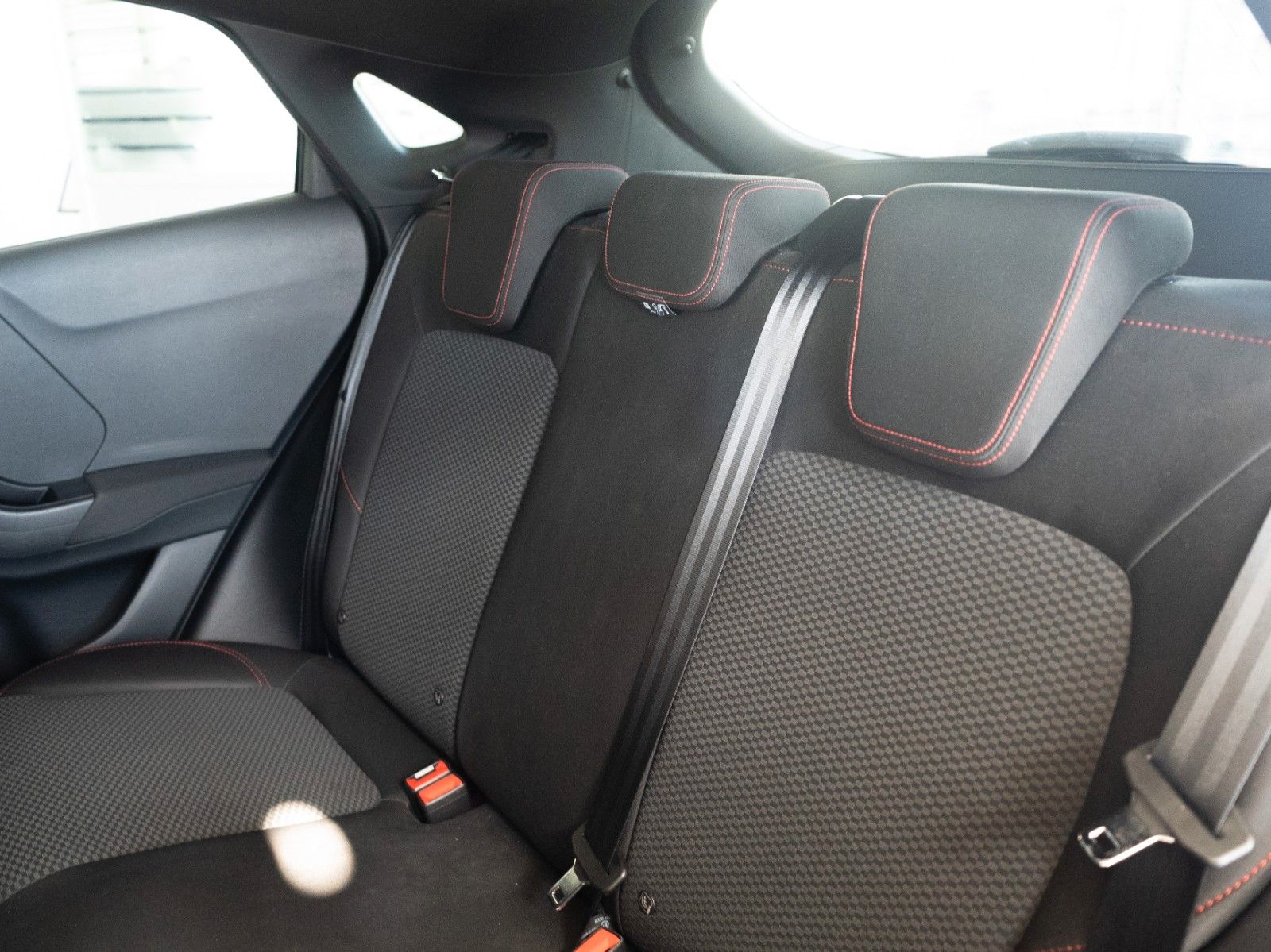 Fahrzeugabbildung Ford Puma ST-Line WINTER-P./NAVI/KAMERA/KLIMA