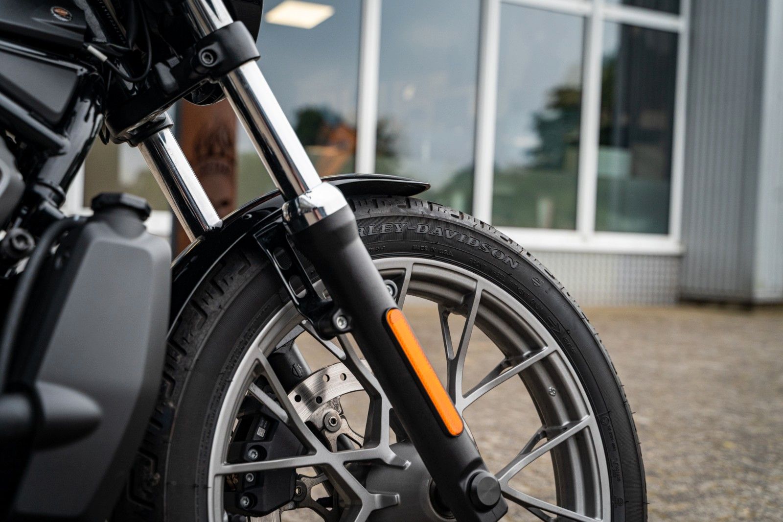 Fahrzeugabbildung Harley-Davidson RH975S Nightster Special - Jekill & Hyde -