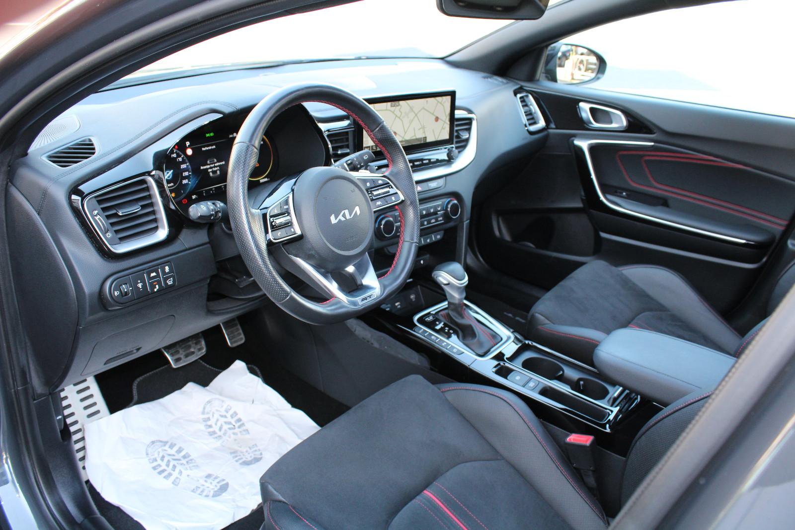 Kia ProCeed GT+PANO+El.Sitz Memory+BOSE+Klappen AGA