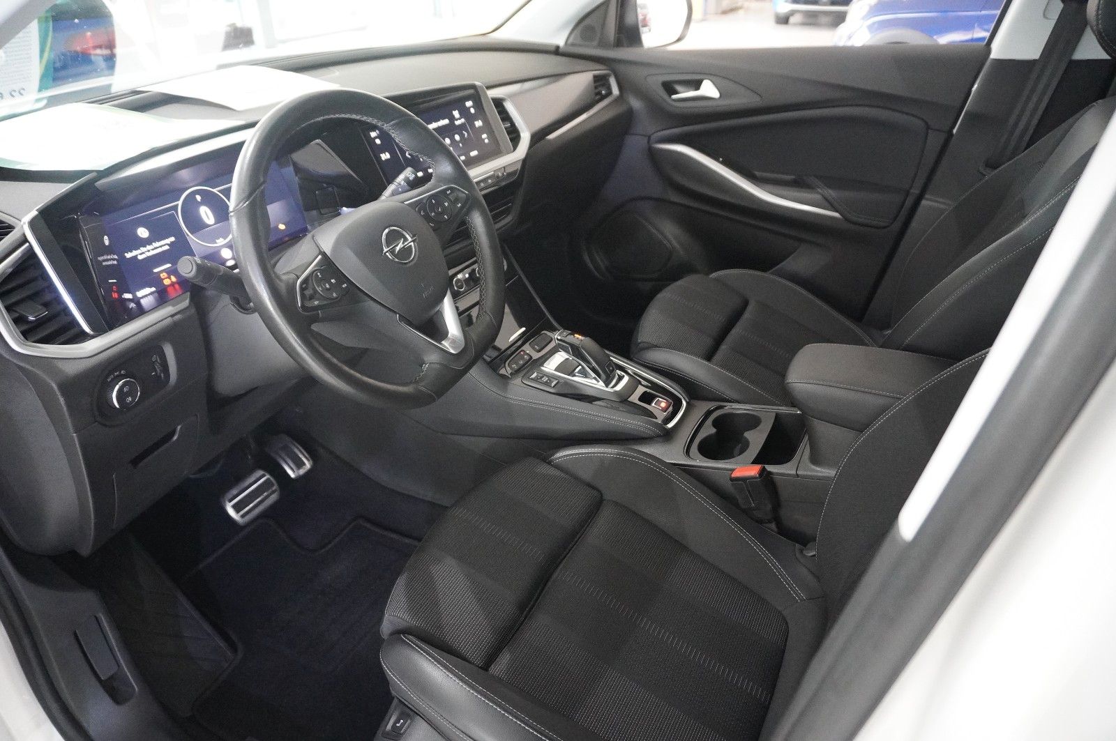 Fahrzeugabbildung Opel Grandland (X) 1.5D ELEGACE NAVI/LED/KAMERA/AHK