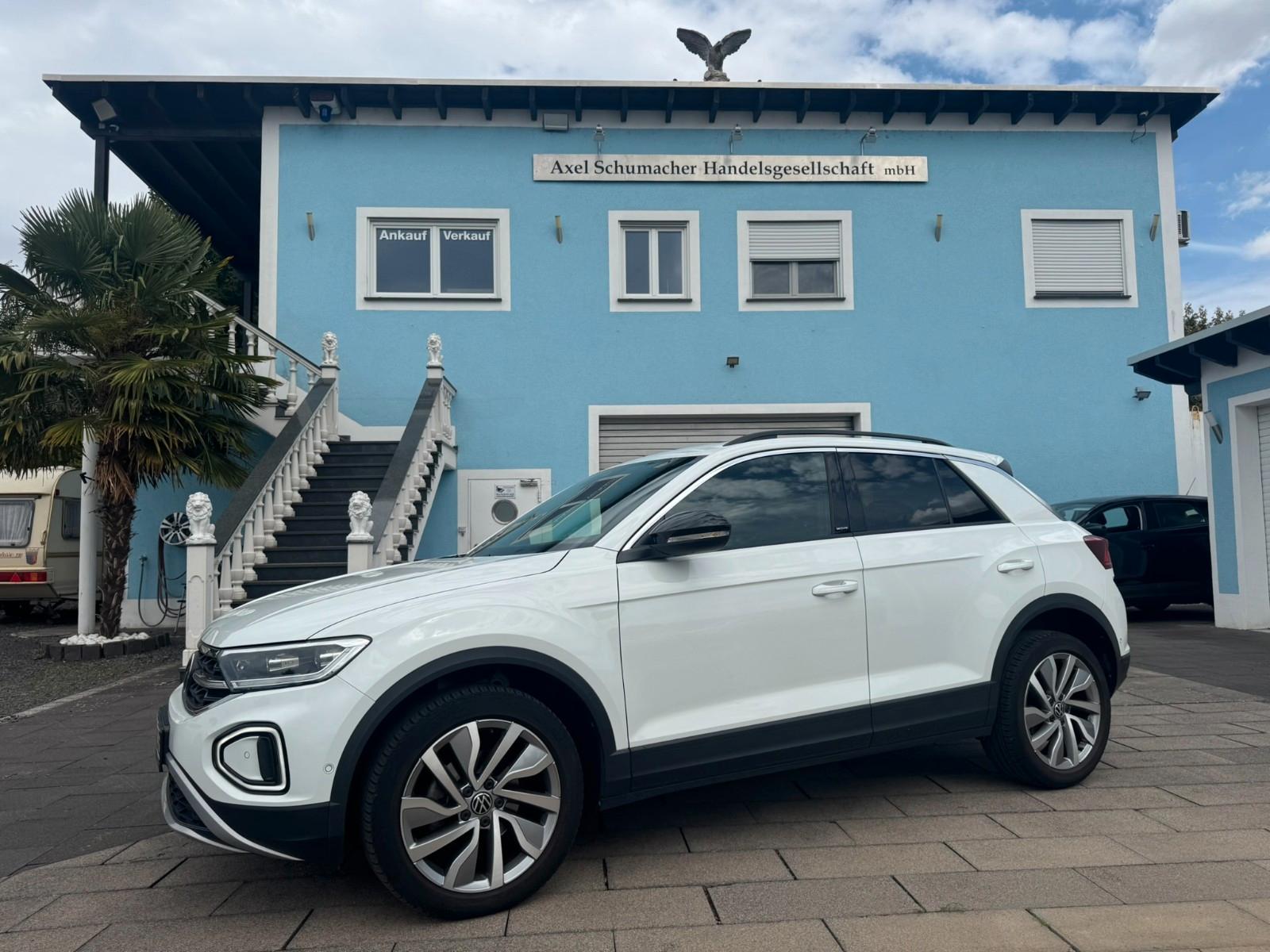 Volkswagen T-Roc Move 1.5TSI Autom. 1.Hand!