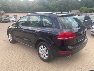 Volkswagen Touareg - 9