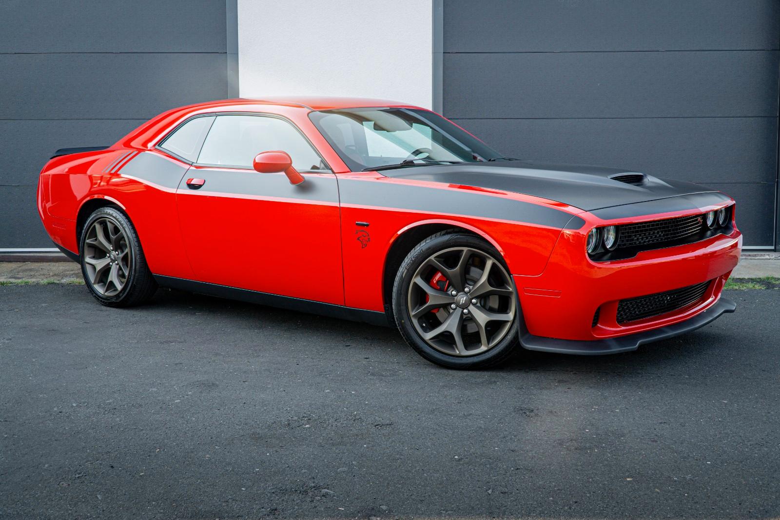 Dodge Challenger RT - 5.7/HEMI/V8/SHZ/LEDER/XENON/R20