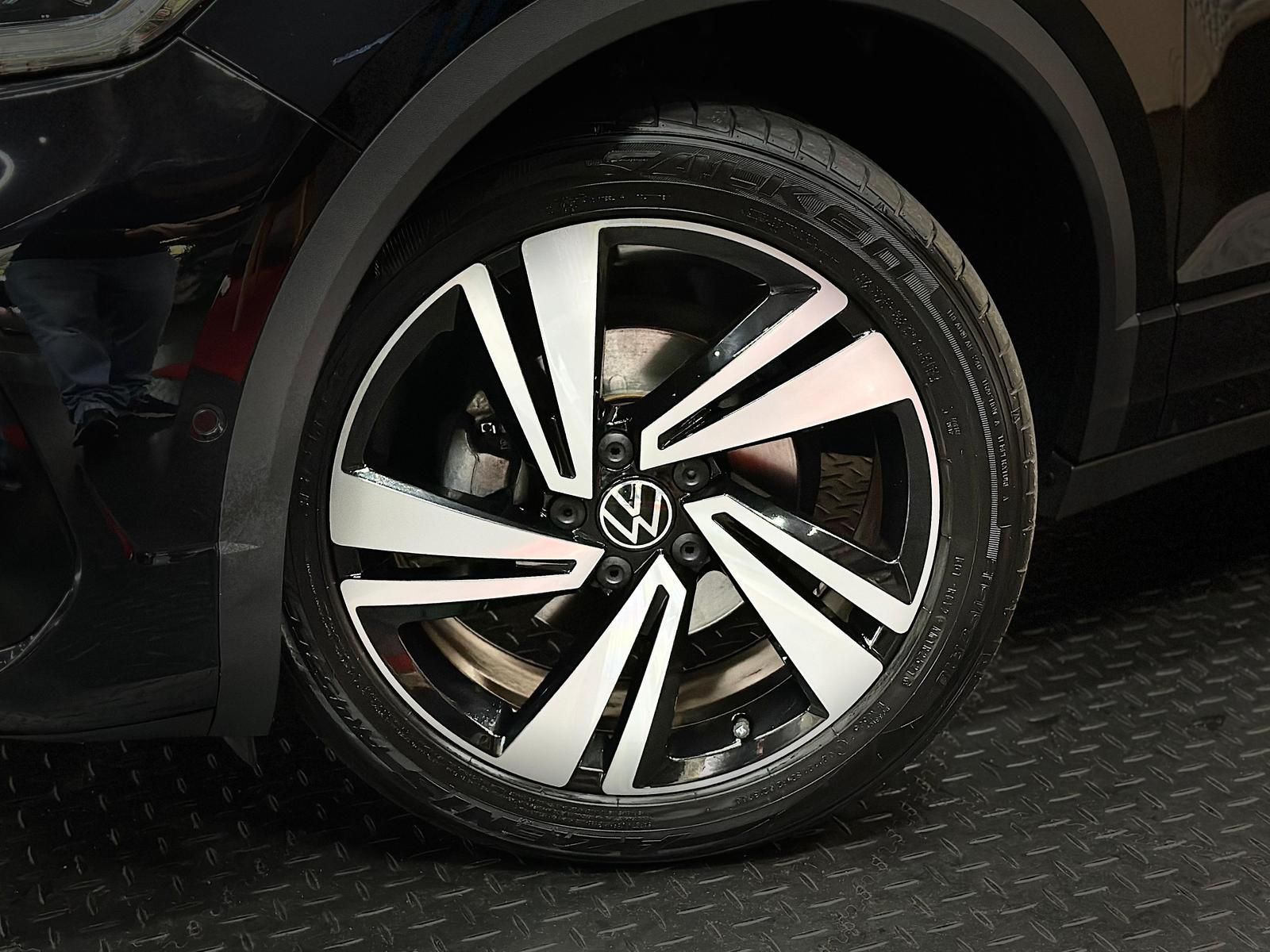 VW T-Roc Cabriolet 1.5TSI R LINE *IQLIGHT#AHK#SHZ - Image 11